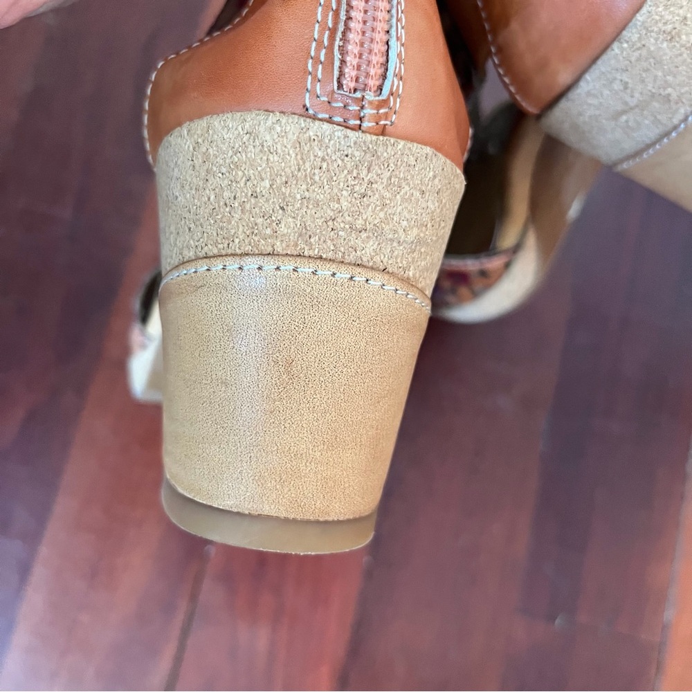 L’artiste by Spring Step Hibiskus Heeled Sandal EU 41 US 9.5 Tan Floral Leather - Picture 8 of 14